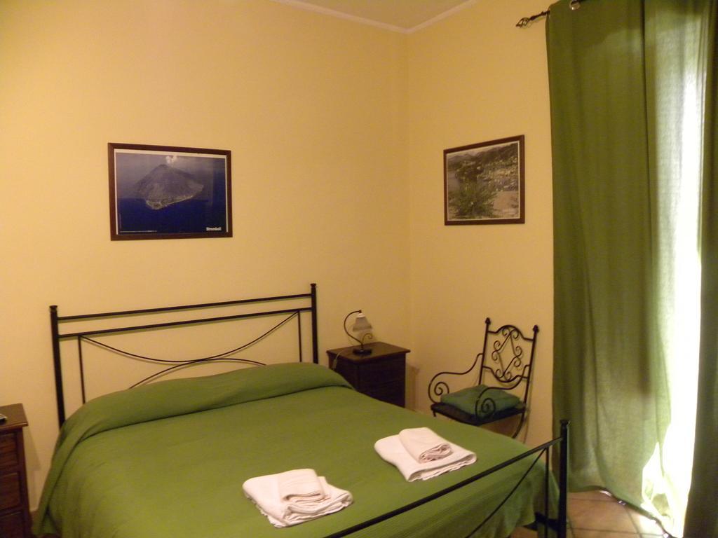 Case Vacanze Albamarina Lipari  Chambre photo