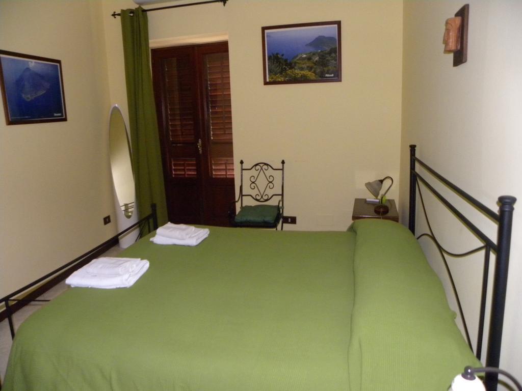 Case Vacanze Albamarina Lipari  Chambre photo
